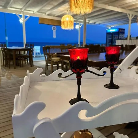 Apelles Butik Bed & Breakfast Seferihisar