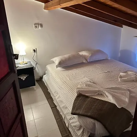 Apelles Butik Bed & Breakfast Seferihisar