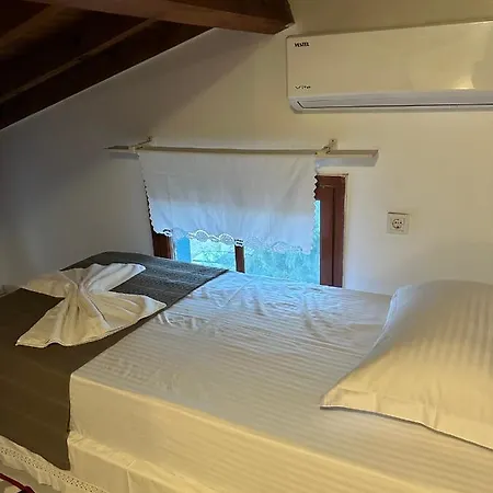 Apelles Butik Bed & Breakfast *