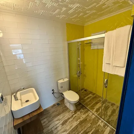 Apelles Butik Hotel *