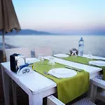 Apelles Butik Hotel *