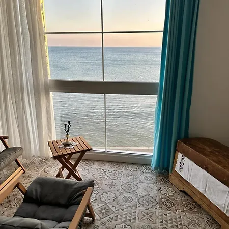 Apelles Butik Сеферихисар