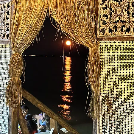 Apelles Butik * Сеферихисар