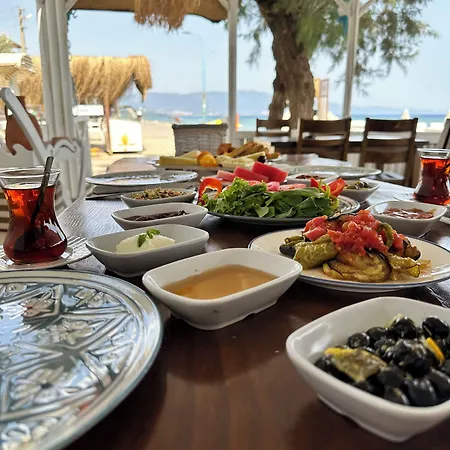 Отель Apelles Butik